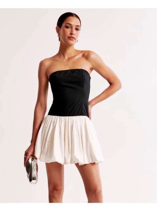 Abercrombie & Fitch Dresses & Skirts - Strapless Black and Cream Two-Tone bubble Dress